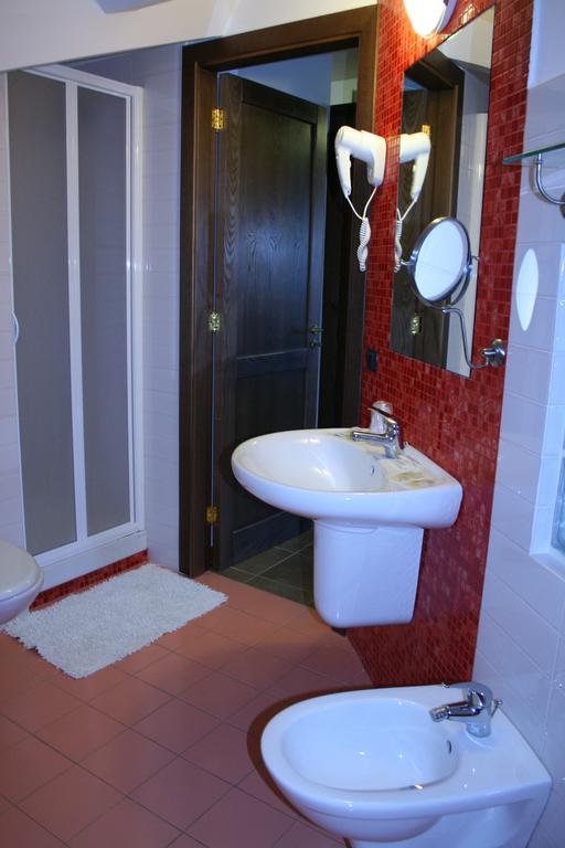 Hotel Miramare Marina di Schiavonea Szoba fotó